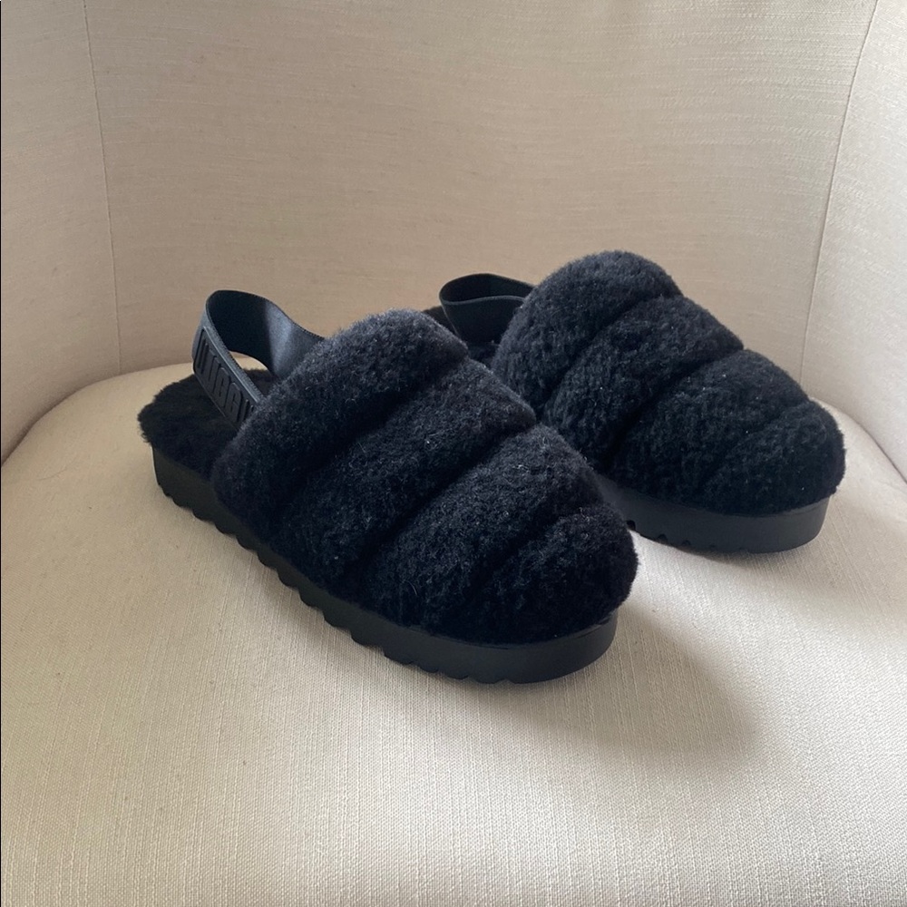 UGG Black Fuzzy Slingback Slipper Sandals size 8